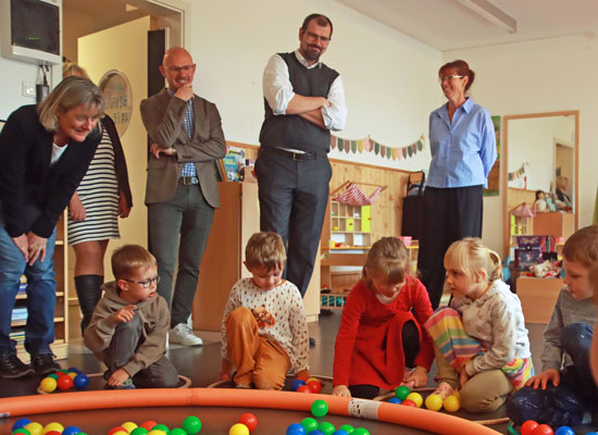 Tolle Idee: Minister besucht LSB-Kita „Wellenreiter“ in Brandenburg